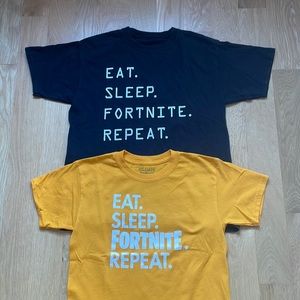 Like New FORTNITE T-Shirt Bundle youth boys - black L, yellow M